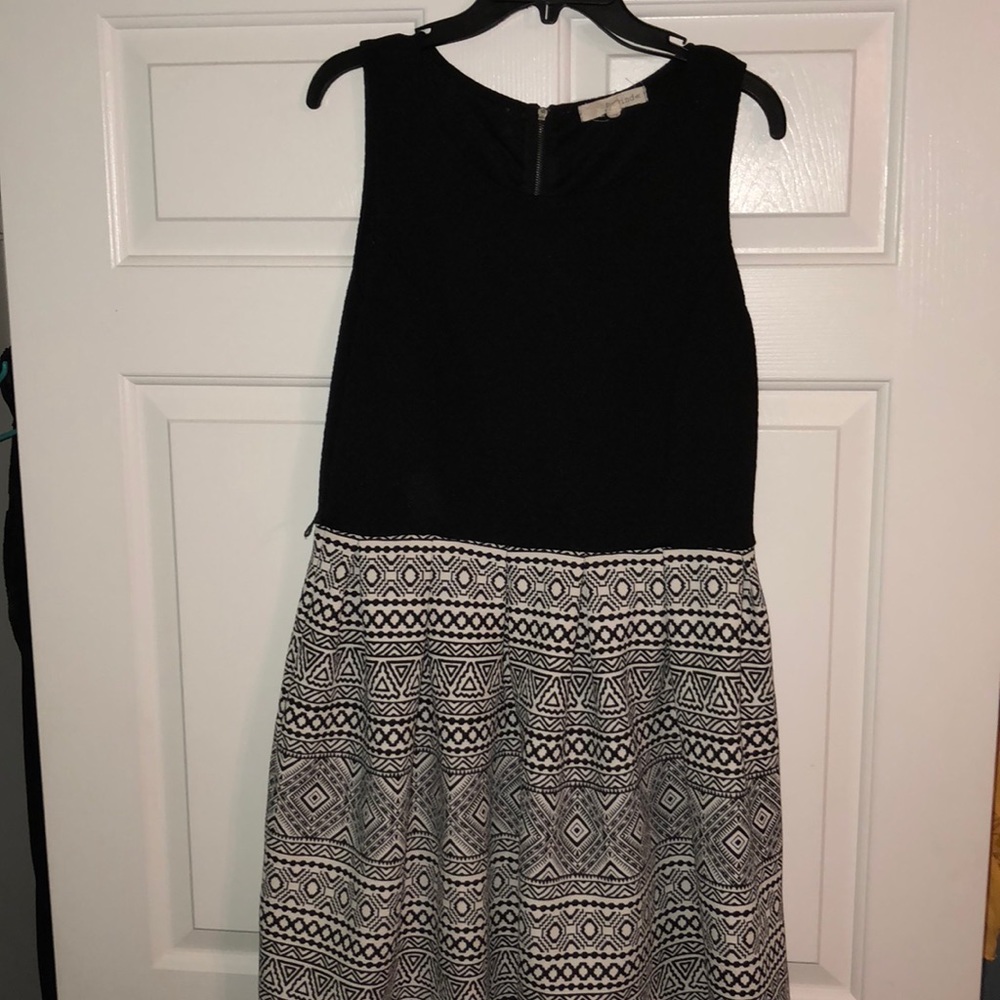 Black and White Dress!
